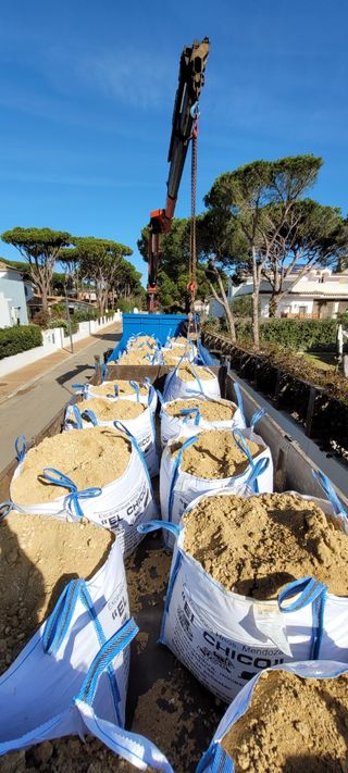 Tierra vegetal. Excavaciones. Aridos. Fosas septic