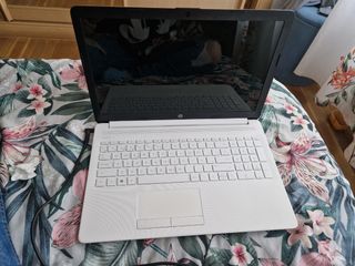 Vendo portatil hp