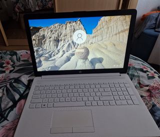 Vendo portatil hp