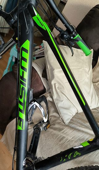 Bicicleta MTB Whistle PATWIN 2051