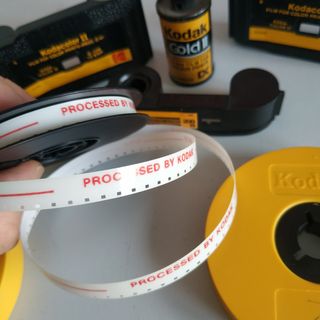 Lote carretes y cintas 8mm KODAK
