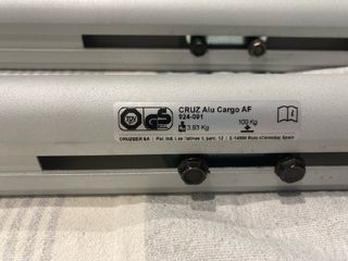 Barras portaequipajes. Bacas. Cruz