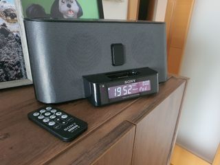 SONY ALTAVOZ+ IPOD TOUCH
