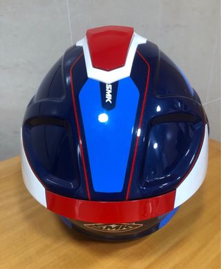 Casco moto nuevo SMK