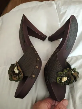 Zuecos de mujer tacon