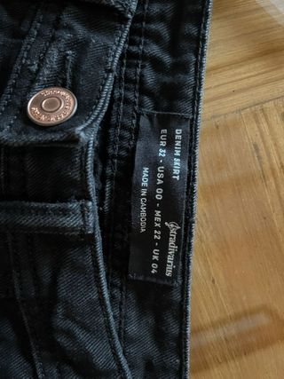 Falda vaquera botones Stradivarius