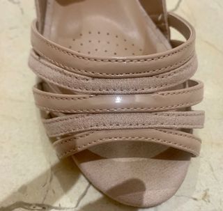 Zapato tacon talla 38 Anna Field 