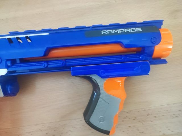 McKenzie Chandal con capucha Base Poly Zip