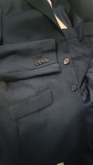 Traje chaqueta y pantalón azul de Mango