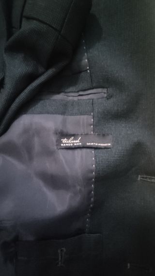 Traje chaqueta y pantalón azul de Mango