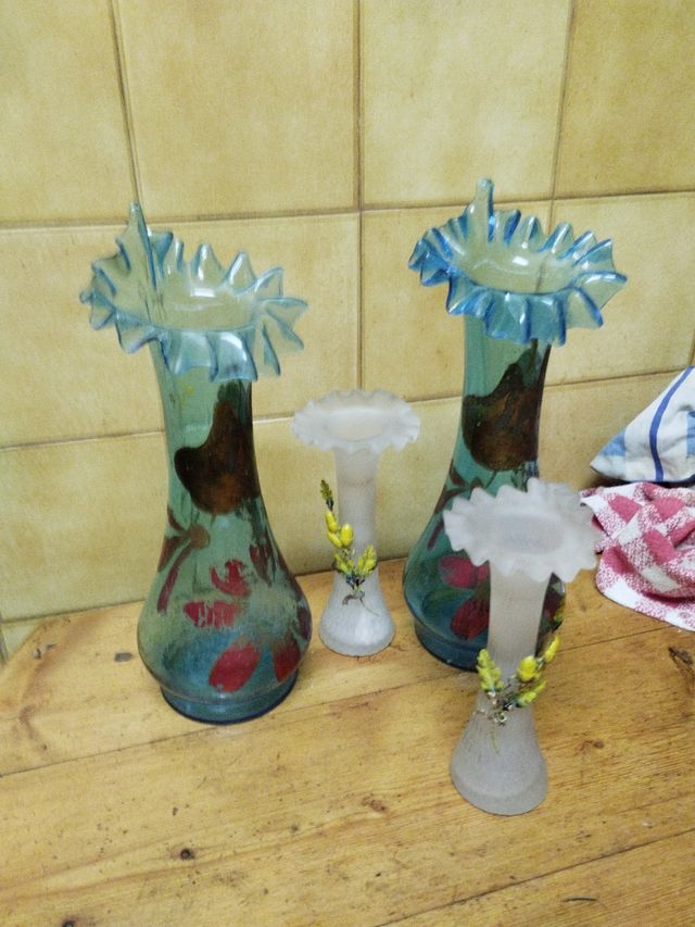 Antigua pareja jarrones cristal