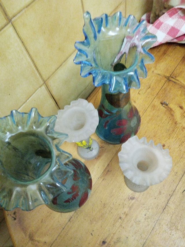 Antigua pareja jarrones cristal