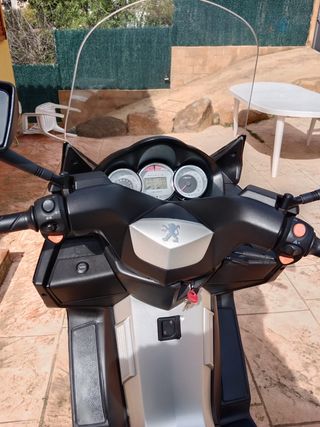 Peugeot Satelis 400 cc