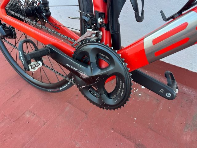 Bicicleta de carretera de alto rendimiento BMC