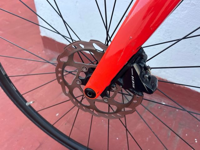 Bicicleta de carretera de alto rendimiento BMC