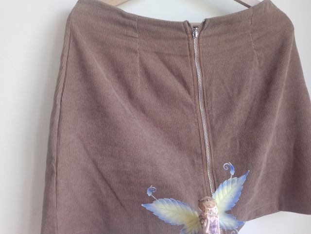 Falda de pana a estrenar 