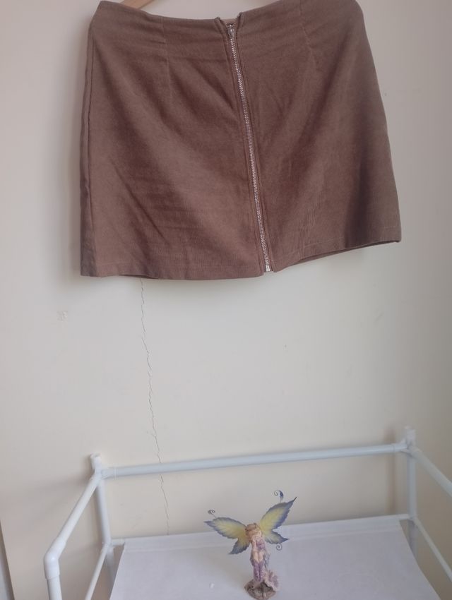 Falda de pana a estrenar 