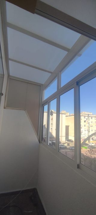 Cierres, balcones y ventanas