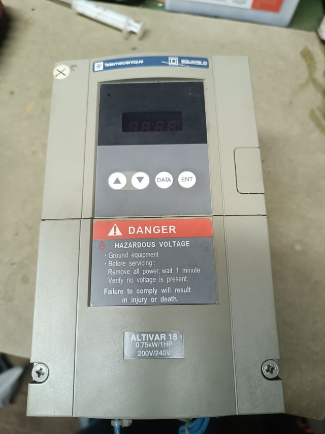 Telemecanique ATV18U18M2