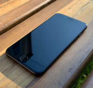 Iphone SE 2 --- 128gb