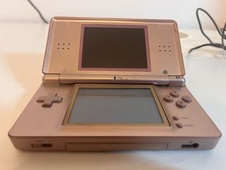 Nintendo DS Lite