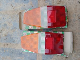Tulipas traseras de Chrysler 180
