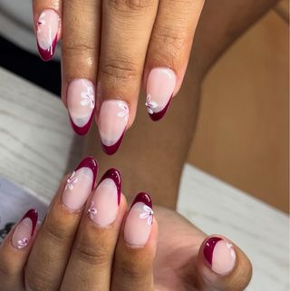 MANICURISTA COLOMBIANA🇨🇴