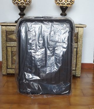 3 Maletas Nuevas Negras  70€