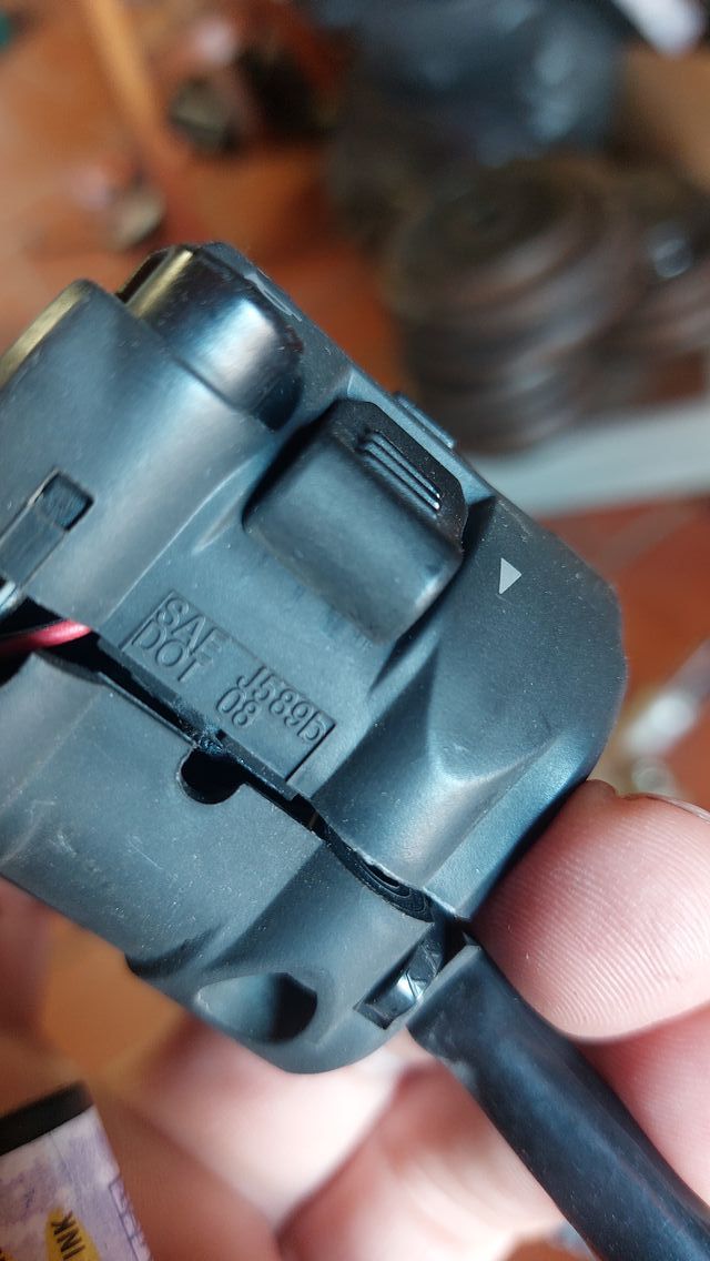 DUCATI (PIÑA LUCES )