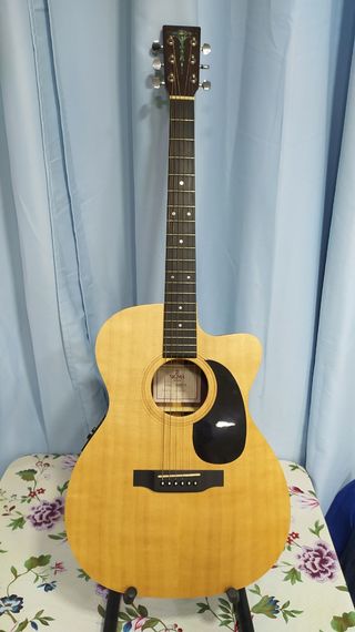 Guitarra acústica Sigma 000TCE