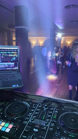Dj Eventos privados (Oferta comuniones).