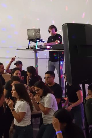 Dj Eventos privados (Oferta comuniones).