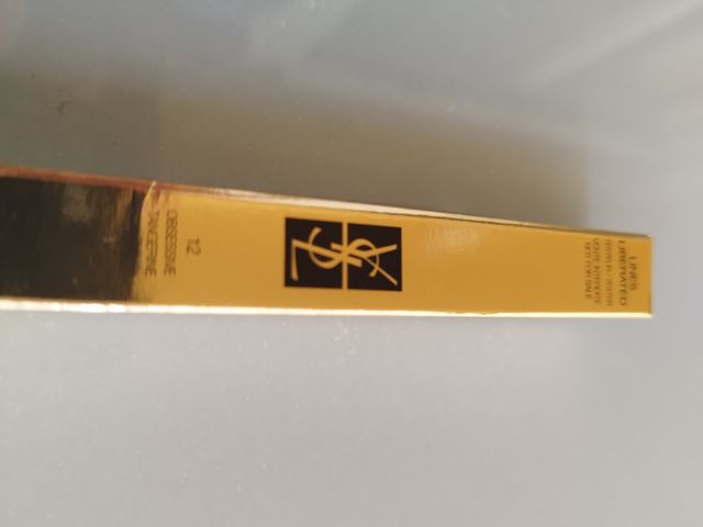 Aceite corporal Nuxe y Lápiz de ojos YSL