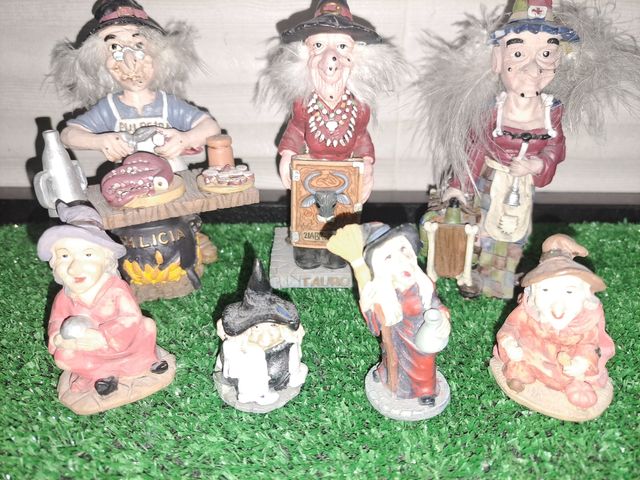 Brujitas. Lote 🧙♀️ 🧙♀️ 🧙♀️ Halloween