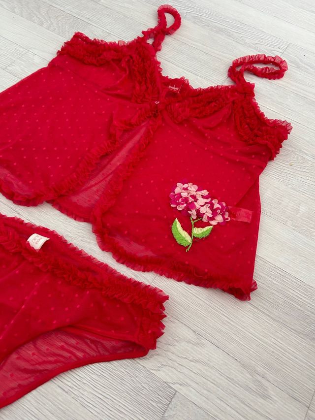 triumf  pigima donna L e M