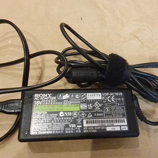 Cargador Sony Vaio 16v