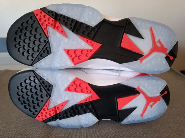Jordan Air Jordan 7 Retro “White Infrared”