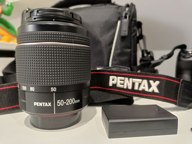 📷 Pentax K-50 + DAL 18-55 WR + 50-200 WR 📷