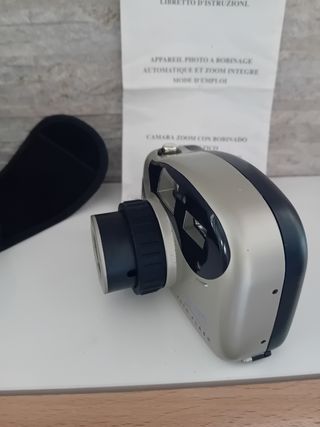 Macchina fotografica Zoom 2001