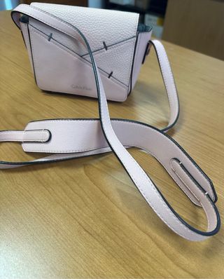 Bolso piel Calvin Klein rosa