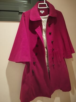 Abrígo favorecedor ,estiloso ,único