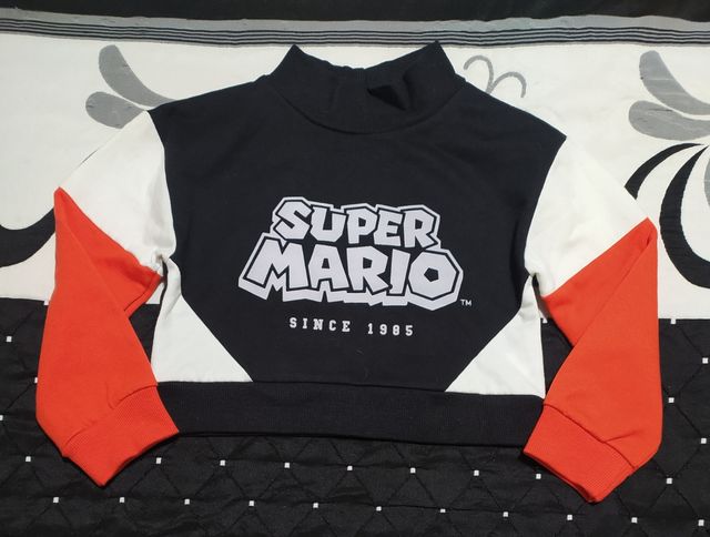 Vendo una felpa da ragazza