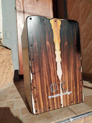 Cajón flamenco
