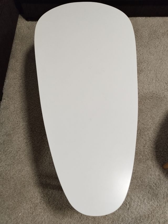 Juego de dos mesas estilo escandinavo