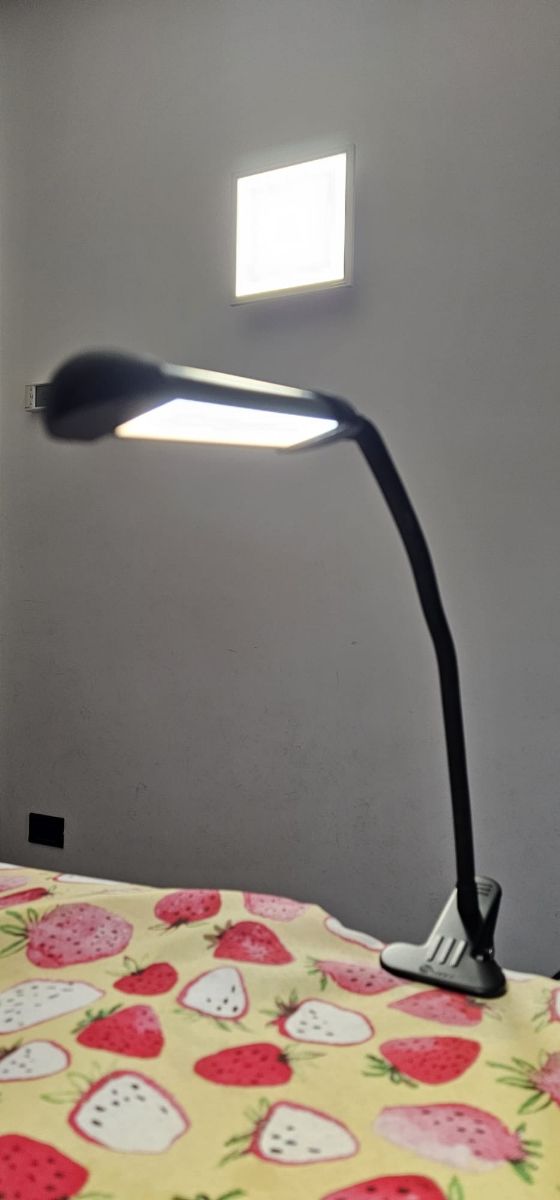 Lampada LED da scrivania
