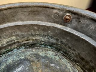 Caldero grande antiguo italiano de cobre