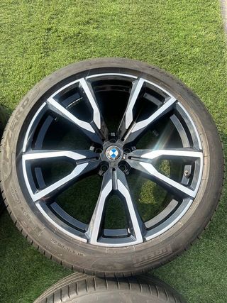 Llantas X7M 755M 22" originales