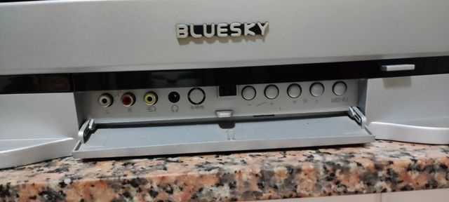 Play station I, juegos y tv compatible