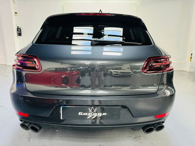 Porsche Macan 2016
