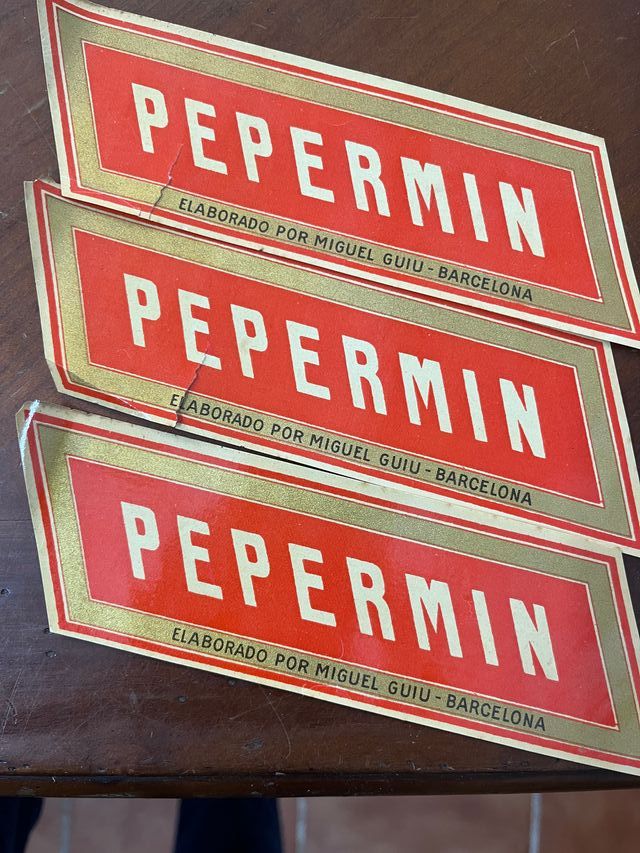 17 etiquetas antiguas, licores, Miguel Guiu